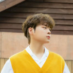 K-POPアーティストが歌うカバー曲企画第7弾は、ハウンが瑛人の「香水」をカバー!ニューシングル「99.9」と同時に公開