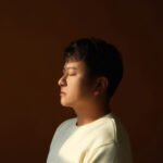‘REVIBE’プロジェクト第五弾は感性のバラードボーカル ホ・ガクが歌う「酒よ」、11/25よりデジタル配信開始!